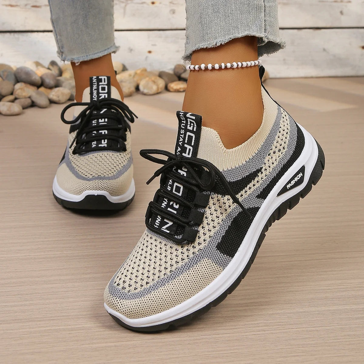 Ténis Bicolor Casual Feminino Modelo 2026