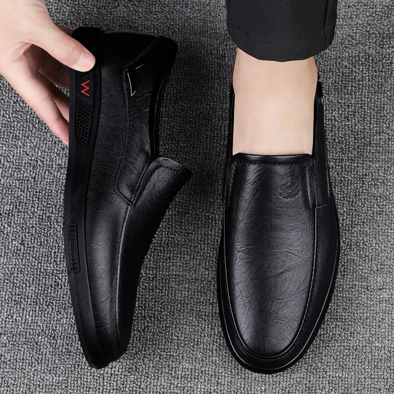 sapatos Clohoo camadas de couro com fundo de borracha