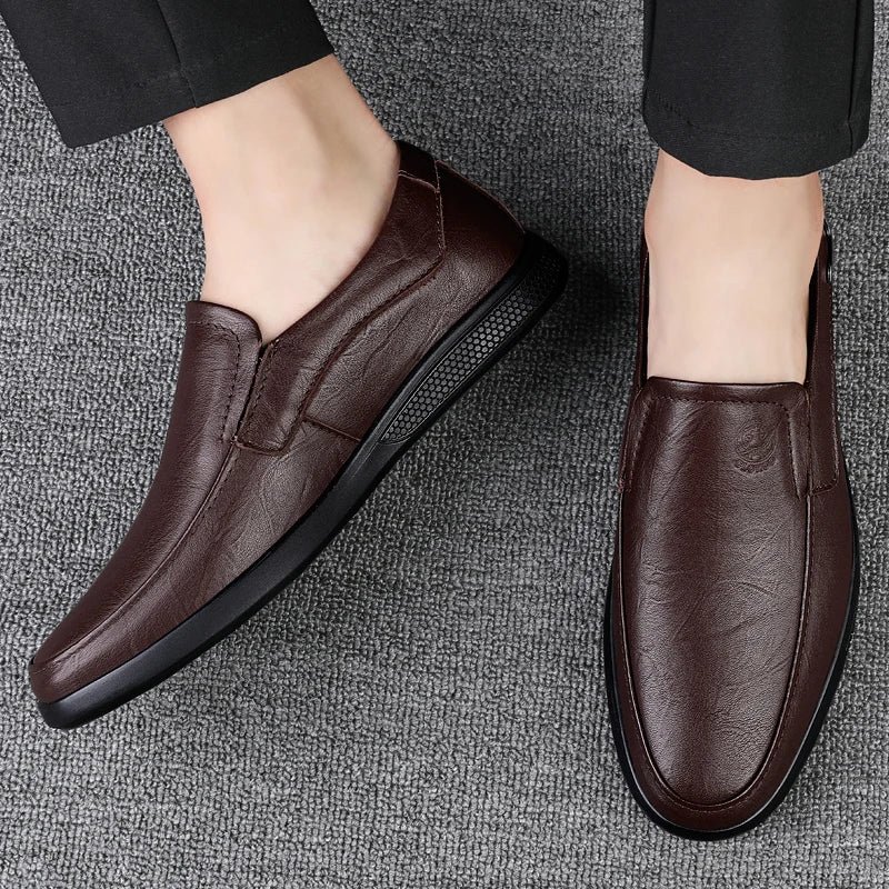 sapatos Clohoo camadas de couro com fundo de borracha