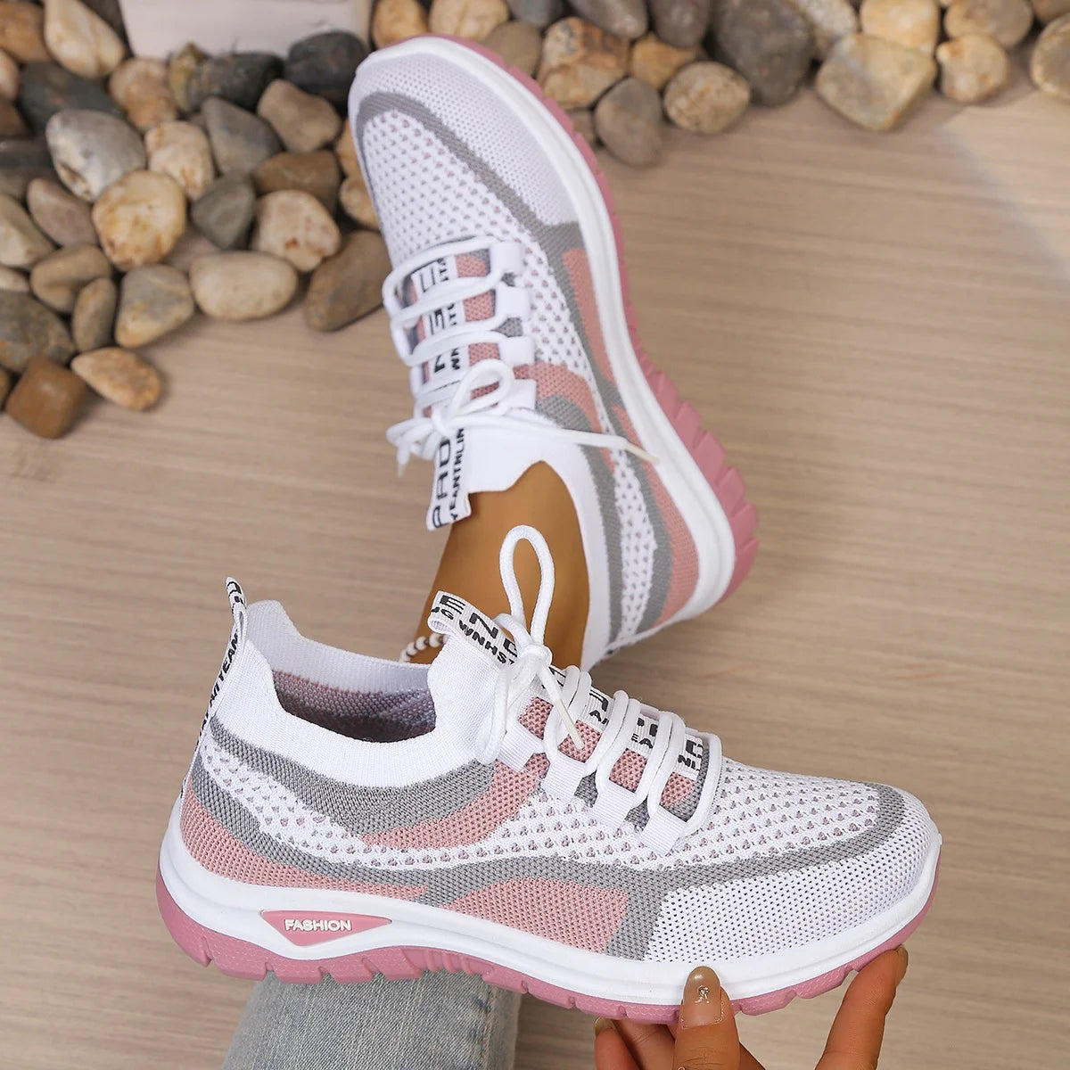 Ténis Bicolor Casual Feminino Modelo 2026