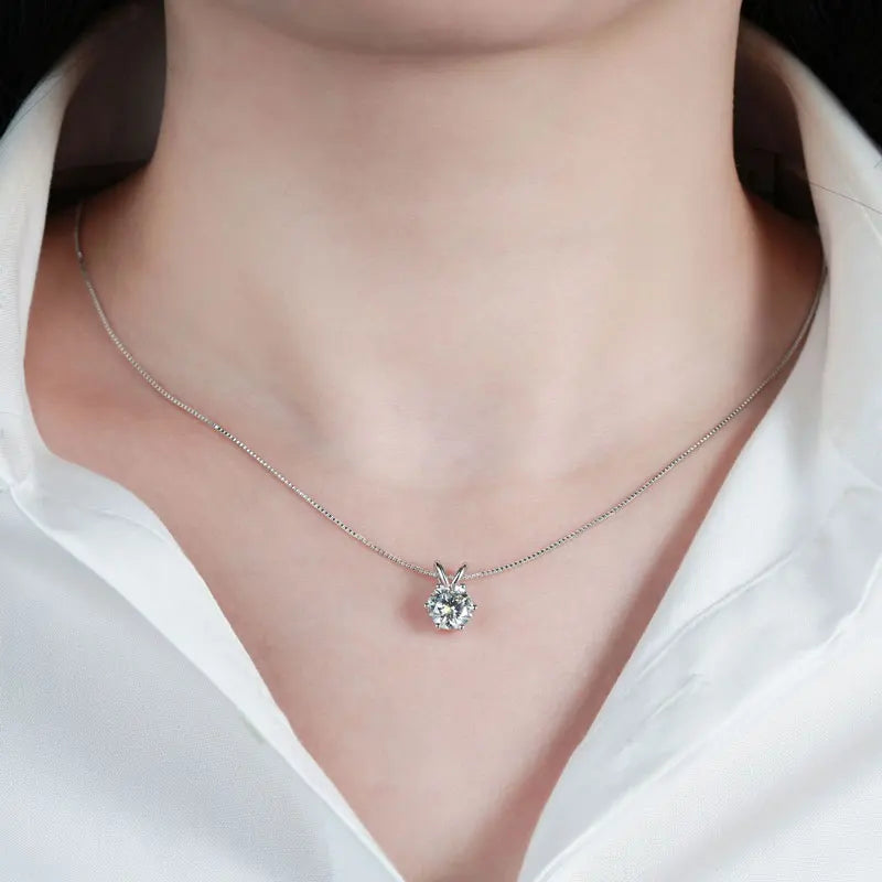Colar Solitário Moissanite Certificado Lnngy de 0,5ct comPingente de Diamante