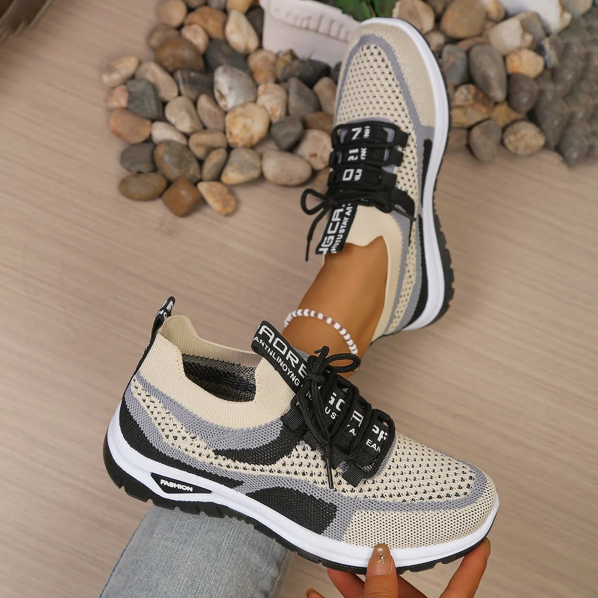 Ténis Bicolor Casual Feminino Modelo 2026